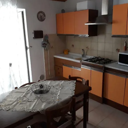 La Casetta Della Rocca Чефалу