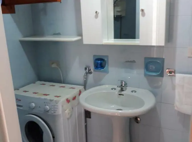 La Casetta Della Rocca Чефалу